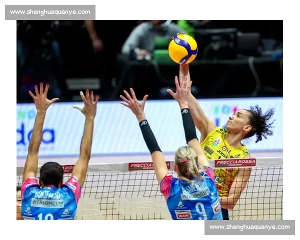 58 秒史诗拉锯!科内对诺瓦拉,加比劈扣定乾坤 58 秒史诗拉锯!科内对诺瓦拉,加比劈扣定乾坤