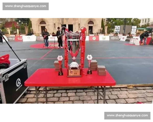 青岛 3V3 女足世界杯落幕:海誓山盟广场见证巾帼加冕 青岛 3V3 女足世界杯落幕:海誓山盟广场见证巾帼加冕