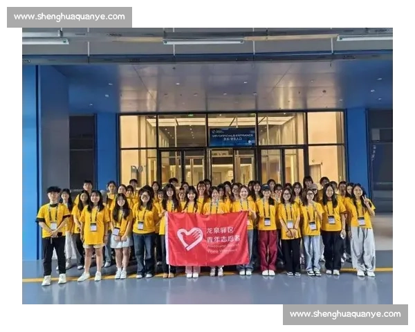 赛事背后的 “志愿红”：最坚实的保障力量