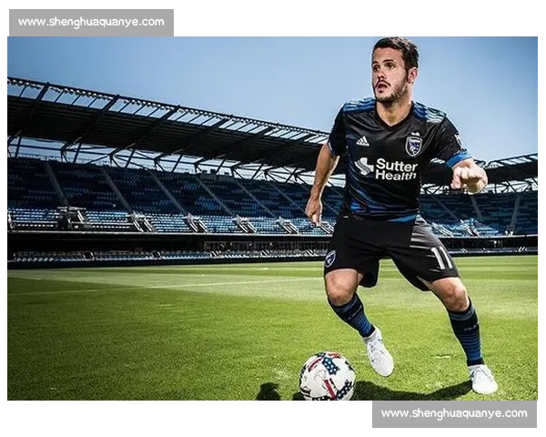 瓦神破荒!卡扎伊什维利单刀破门 23 球领跑 瓦神破荒!卡扎伊什维利单刀破门 23 球领跑